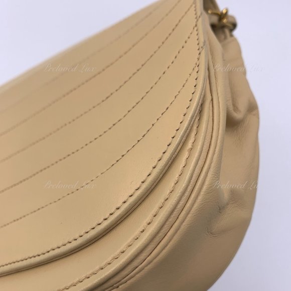 Authentic CHANEL Vintage Lambskin Half Moon Flap Bag Beige / gold hardware - Picture 8 of 17
